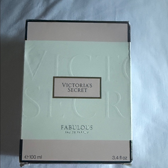 Victoria's Secret Fabulous Eau de Parfum Box - Cream and Black